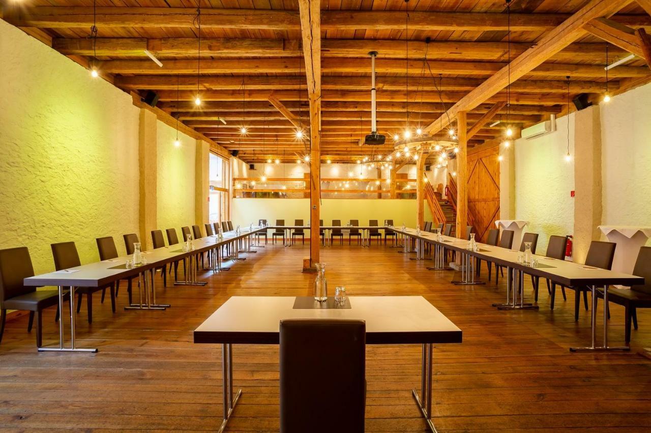 Acantus Hotel Weisendorf エクステリア 写真